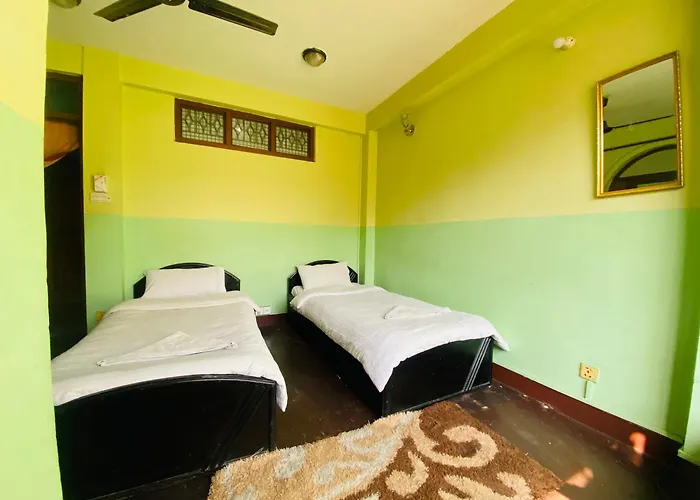 Three Peaks Hotel